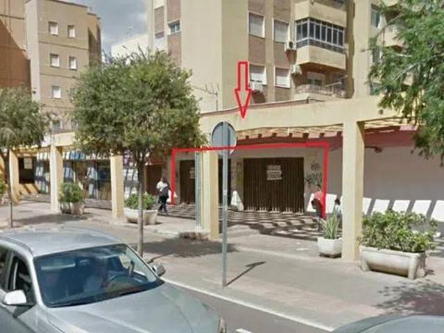 Local Comercial en venta en Nueva Andalucía, Almería