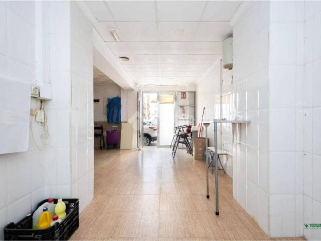 Local Comercial en venta en Almería