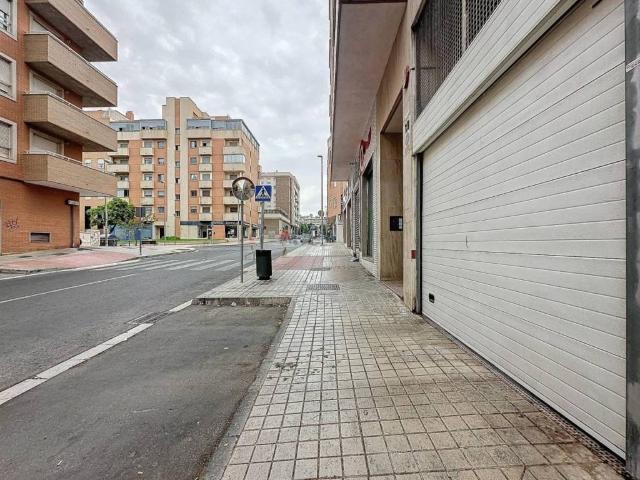 Local Comercial en venta en Almería