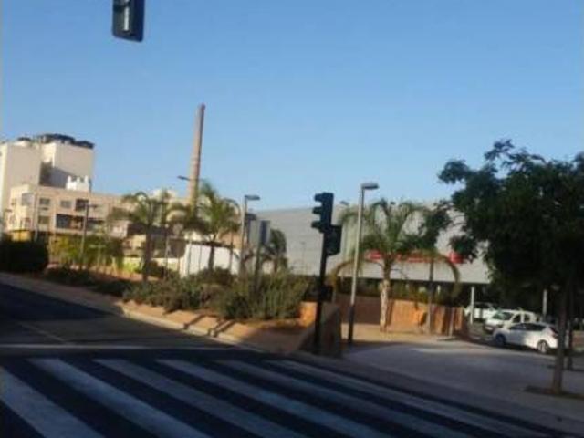 Local Comercial en venta en Almería, Andalucía