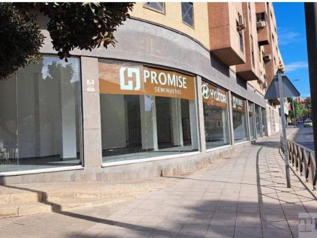 Local Comercial en venta en Almería, Andalucía