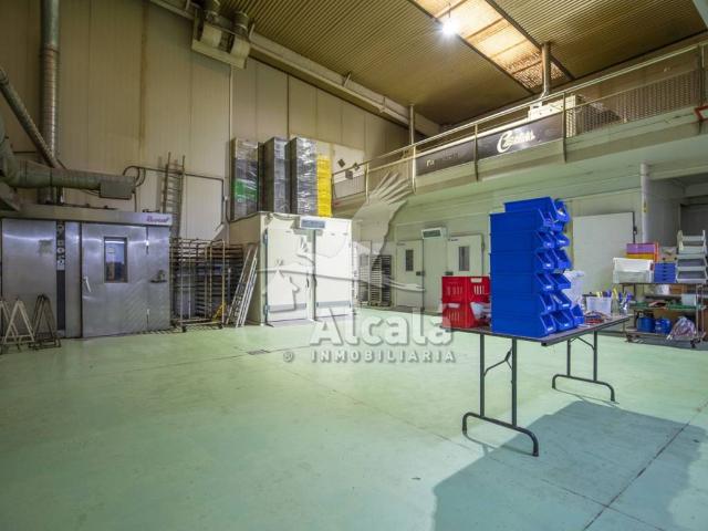 Local Comercial en venta en Alovera, Castilla-La Mancha