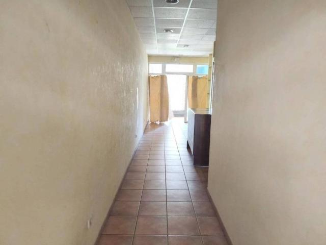 Local Comercial en venta en Alovera, Castilla-La Mancha