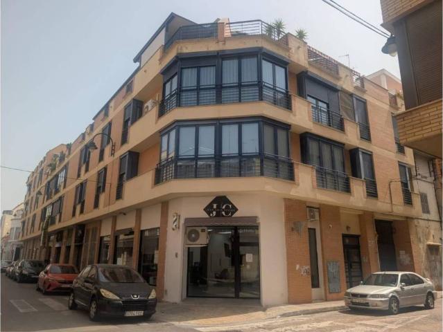 Local Comercial en venta en Alzira, València / Valencia