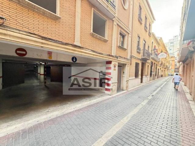 Local Comercial en venta en Alzira, València / Valencia