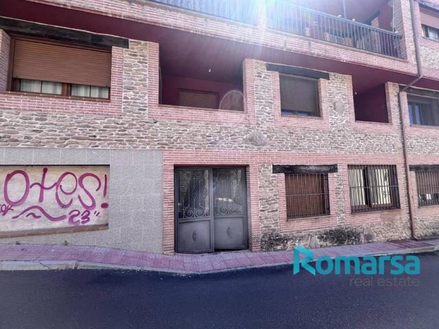Local Comercial en venta en Arenas De San Pedro