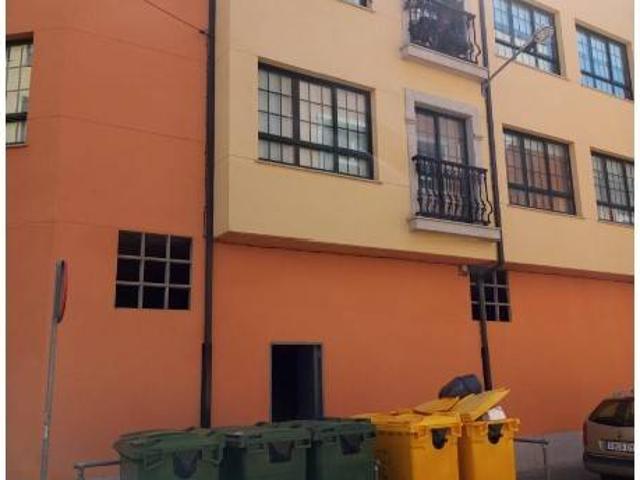 Local Comercial en venta en Ares