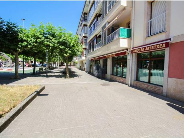 Local Comercial en venta en Aretxabaleta, Guipúzcoa