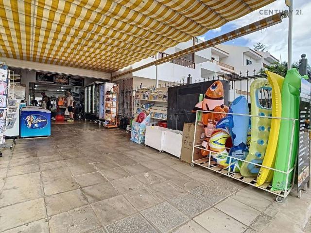 Local Comercial en venta en Arona, Oasis del Sur