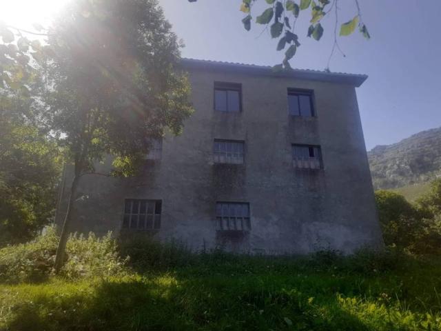 Local Comercial en venta en Arredondo, Cantabria