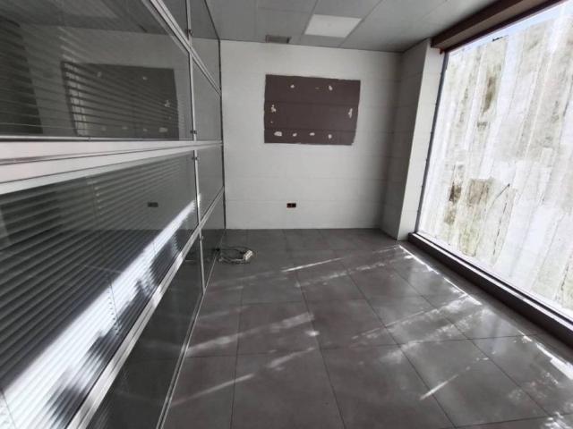 Local Comercial en venta en Arroyomolinos, Madrid