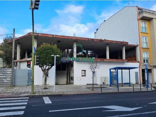 Local Comercial en venta en Pastoriza, A Coruña