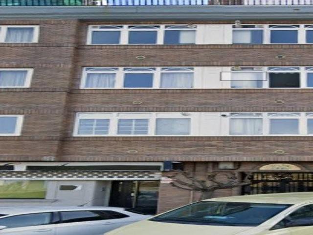 Local Comercial en venta en Pastoriza, A Coruña