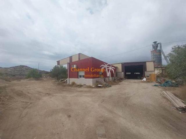 Local Comercial en venta en el Vinalopó Mitjà / El Vinalopó Medio, Valencia
