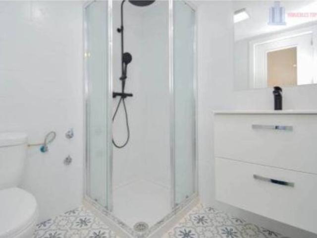 Local Comercial en venta en Comarca de la Vega de Granada, Andalucía