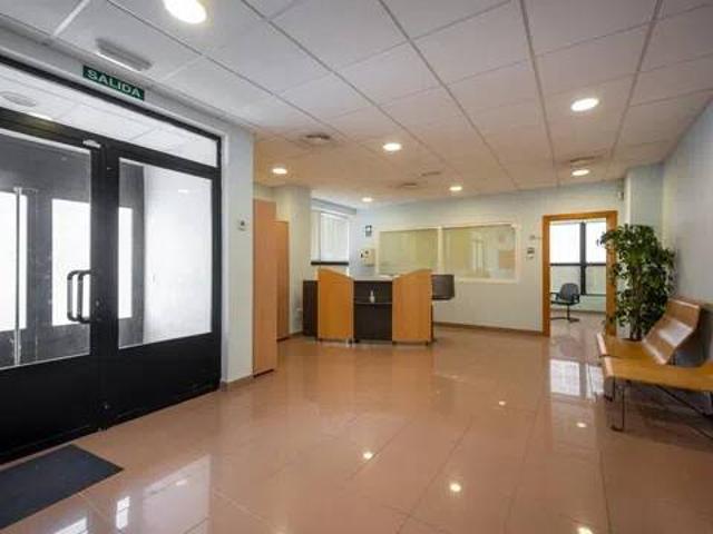 Local Comercial en venta en Ávila, Castilla y León