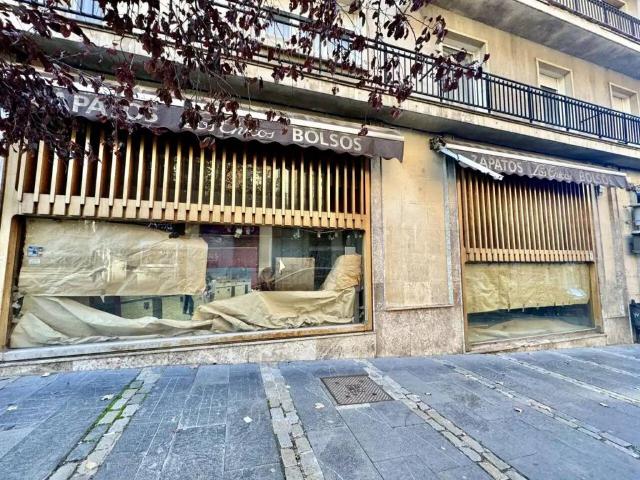 Local Comercial en venta en Ávila, Castilla y León