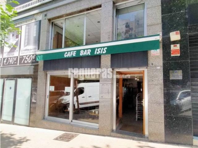 Local Comercial en venta en Avilés, Asturias