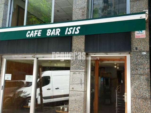 Local Comercial en venta en Avilés, Asturias