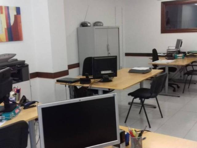 Local Comercial en venta en Avilés, Asturias