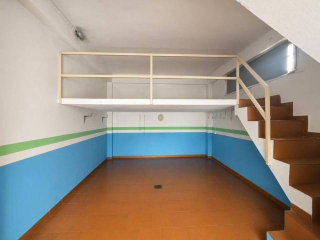 Local Comercial en venta en Avilés, Asturias