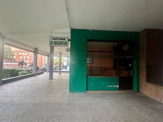 Local Comercial en venta en Avilés, Asturias