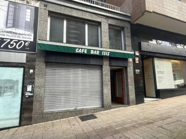 Local Comercial en venta en Avilés, Asturias