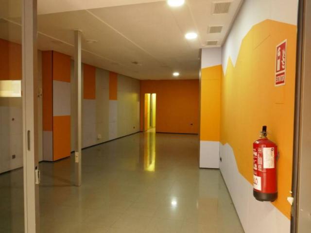 Local Comercial en venta en Avilés, Asturias