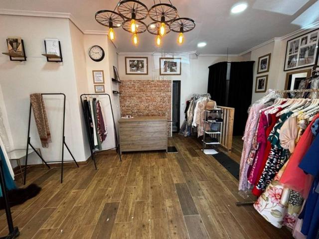 Local Comercial en venta en Avilés, Asturias