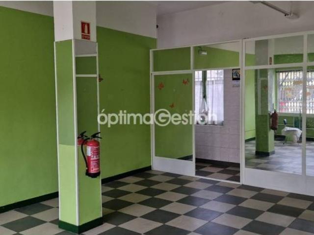 Local Comercial en venta en Avilés, Asturias