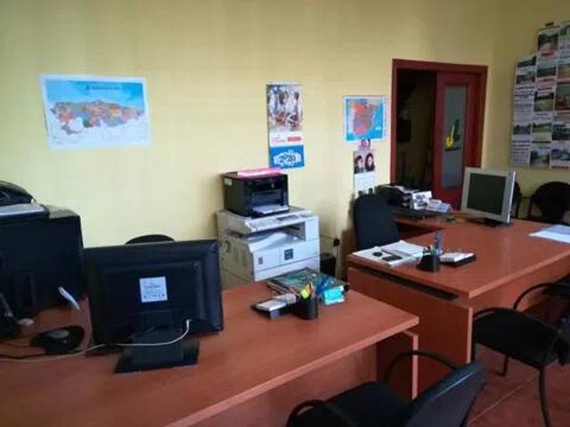 Local Comercial en venta en Avilés, Asturias