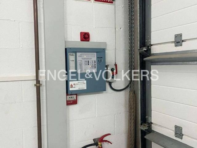 Local Comercial en venta en Avinyonet De Puigventós