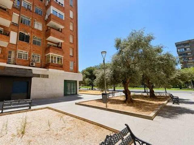 Local Comercial en venta en Valdepasillas, Tierra de Badajoz