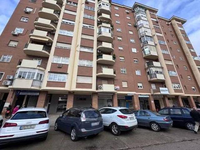 Local Comercial en venta en Huerta Rosales, Tierra de Badajoz