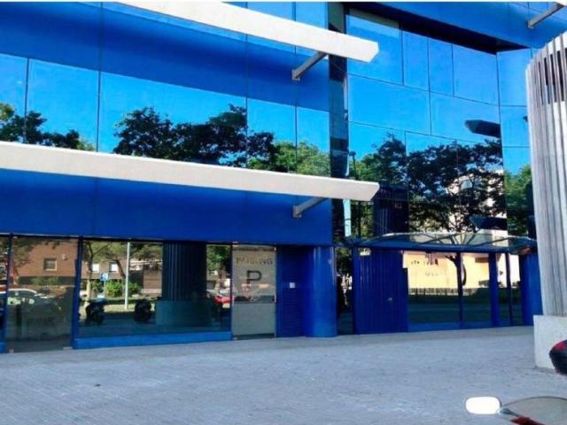 Local Comercial en venta en Districte 3, Barcelonès