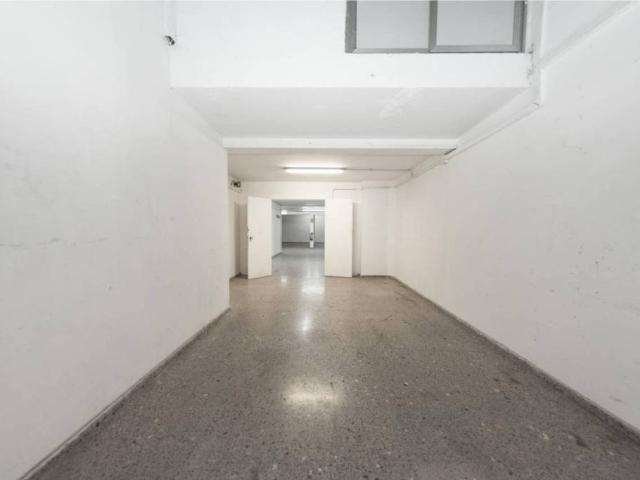Local Comercial en venta en Districte 3, Barcelonès