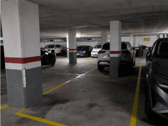 Local Comercial en venta en Districte 2, Barcelonès
