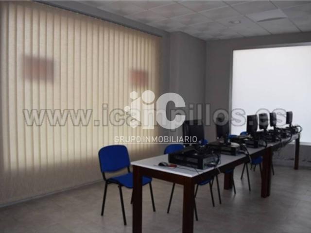 Local Comercial en venta en Baena, Andalucía