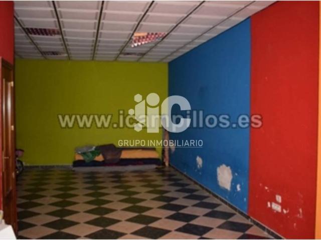 Local Comercial en venta en Baena, Andalucía