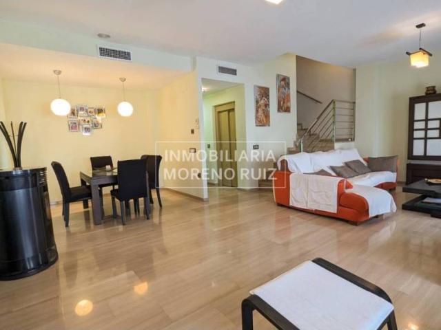 Local Comercial en venta en Baena, Andalucía