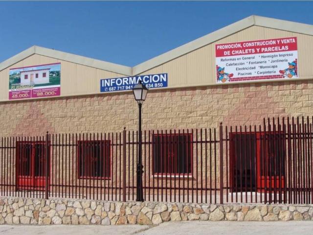 Local Comercial en venta en Barajas De Melo, Castilla-La Mancha
