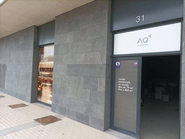 Local Comercial en venta en la Marina de Port, Barcelona