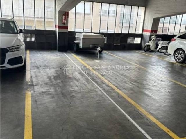 Local Comercial en venta en Nou Barris, Barcelonès