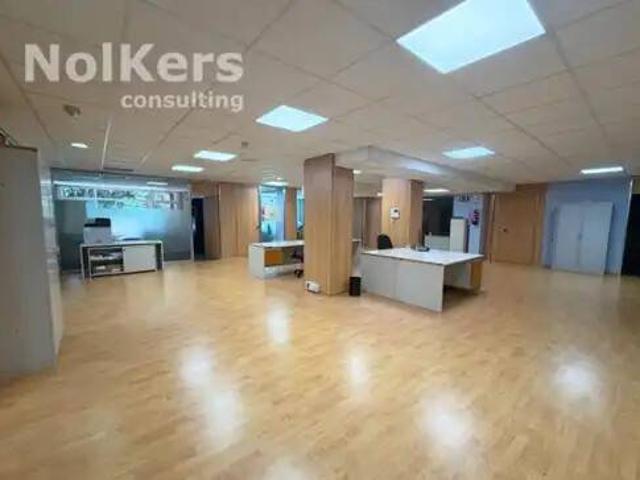 Local Comercial en venta en Barcelonès, Catalunya