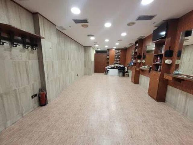 Local Comercial en venta en Nou Barris, Barcelonès
