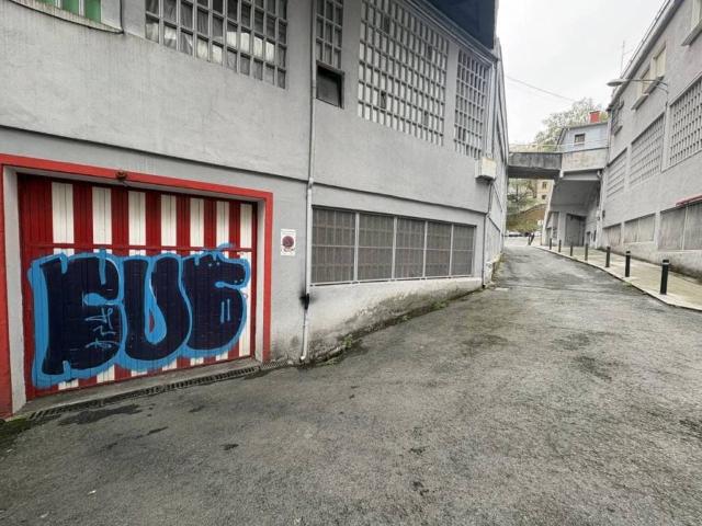 Local Comercial en venta en Basauri, Bizkaia