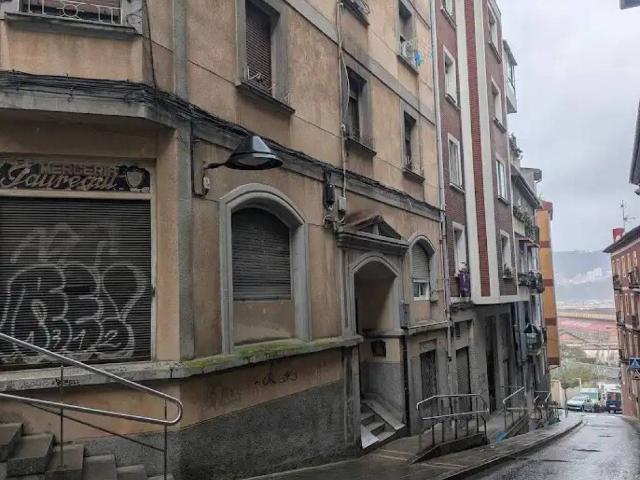Local Comercial en venta en Arizgoiti, Basauri