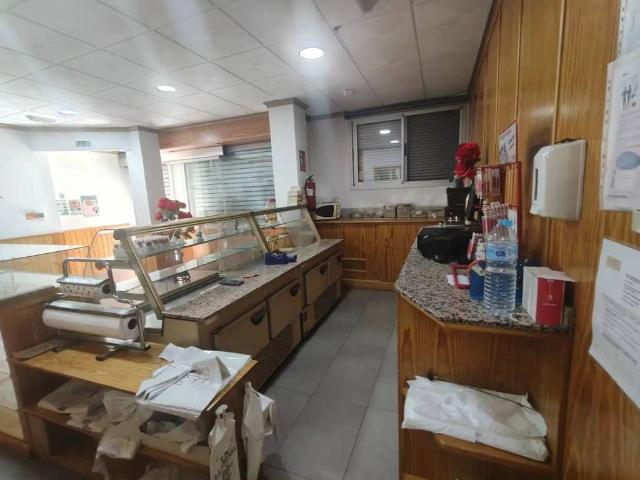 Local Comercial en venta en Comarca de Baza, Andalucía