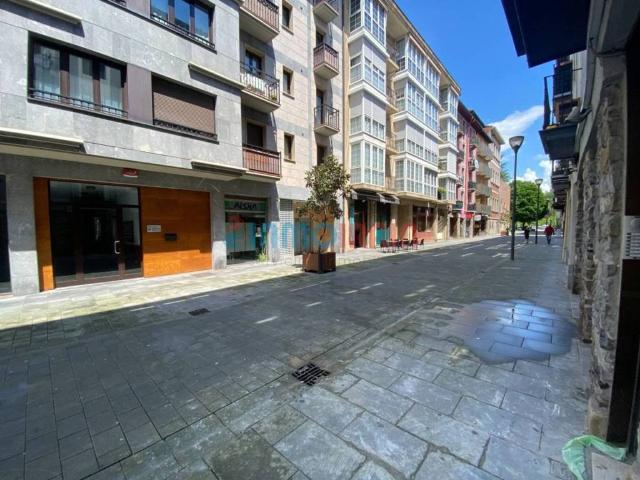 Local Comercial en venta en Beasain, Guipúzcoa