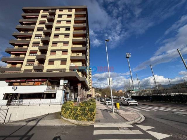 Local Comercial en venta en Beasain, Guipúzcoa